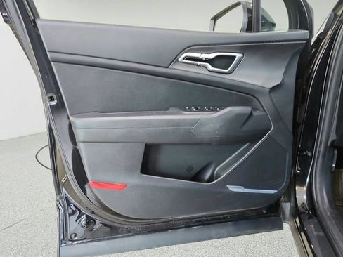 Certified 2024 Kia Sportage LX FWD image 17