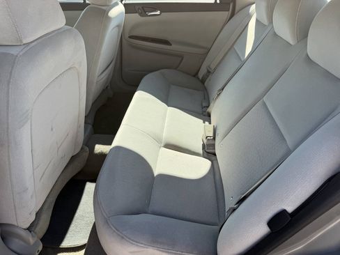 Used 2007 Chevrolet Impala LS FWD image 16