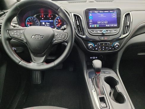 Used 2023 Chevrolet Equinox RS FWD image 22