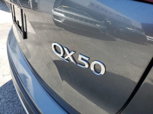 Used 2023 INFINITI QX50 Luxe image 10