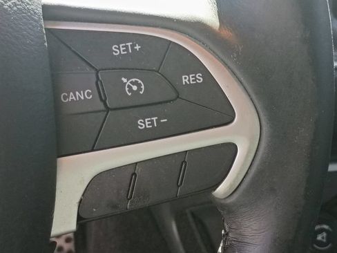 Used 2016 Dodge Challenger SXT Plus RWD image 26