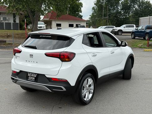 Used 2024 Buick Encore GX Preferred FWD image 7