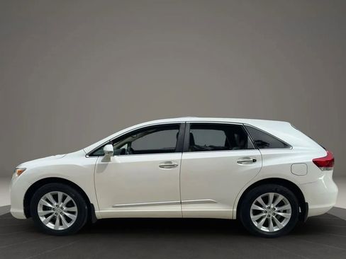 Used 2015 Toyota Venza XLE image 4