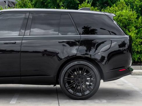 New 2026 Land Rover Range Rover SE AWD/4WD image 18
