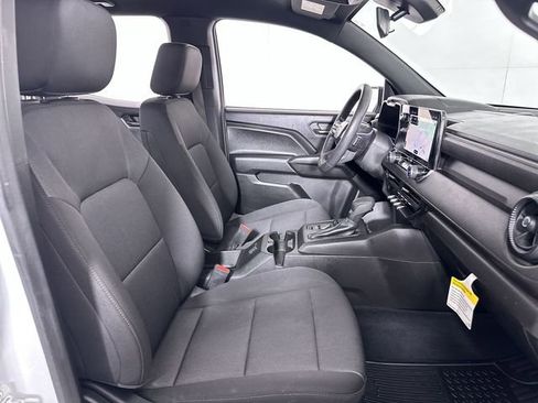 Used 2024 Chevrolet Colorado W/T image 29