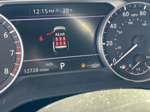 Certified 2024 Nissan Pathfinder SV image 21