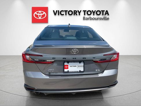 Used 2025 Toyota Camry SE w/ Convenience Package AWD/4WD image 4