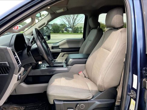 Used 2015 Ford F150 XLT w/ Equipment Group 302A Luxury AWD/4WD image 8