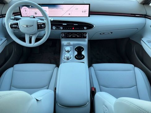 New 2026 Genesis GV70 2.5T Advanced AWD/4WD image 17