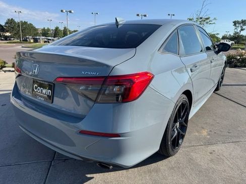 Used 2024 Honda Civic Sport image 8