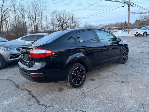 Used 2019 Ford Fiesta SE w/ Cold Weather Package image 8