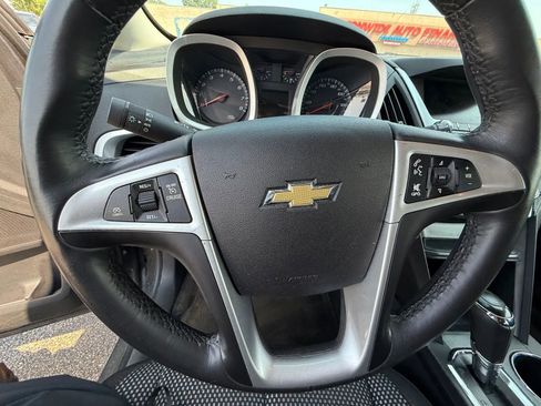 Used 2017 Chevrolet Equinox LT w/ Convenience Package image 16