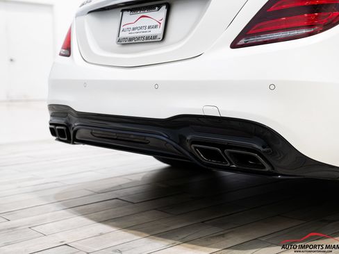 Used 2020 Mercedes-Benz S 63 AMG 4MATIC Sedan image 23