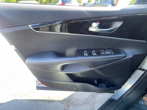 Used 2020 Kia Sorento LX w/ LX I4 Convenience Package AWD/4WD image 9