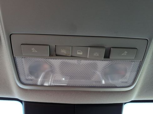 Used 2016 Chevrolet Trax LT w/ LT Convenience Package FWD image 28