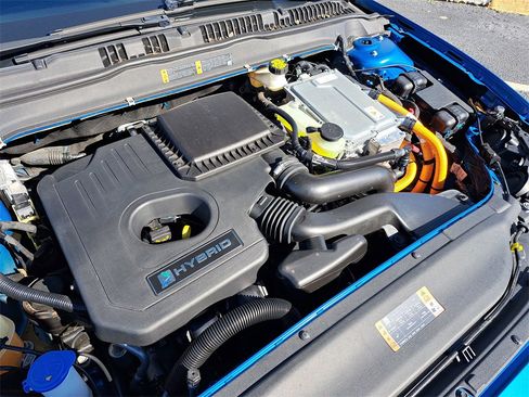 Used 2020 Ford Fusion SE image 15