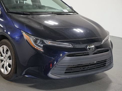 Used 2024 Toyota Corolla LE FWD image 4