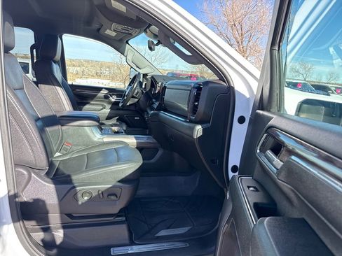 Used 2024 Chevrolet Silverado 3500 LTZ w/ LTZ Convenience Package image 27