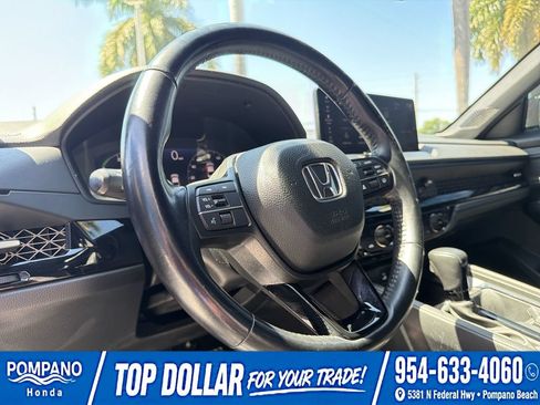Used 2025 Honda Accord Sport image 28
