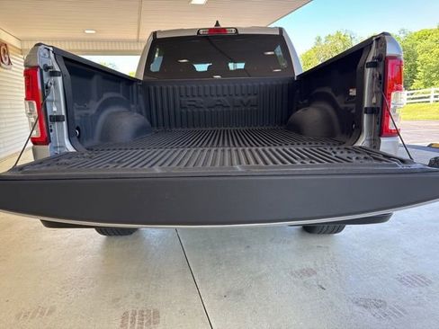 Used 2022 RAM 1500 Big Horn AWD/4WD image 30