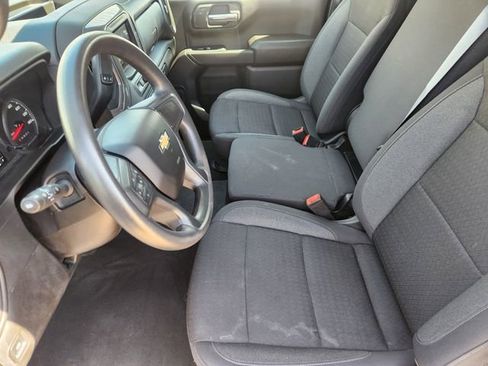 Used 2024 Chevrolet Silverado 1500 Custom image 12