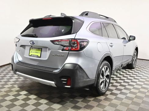 Used 2020 Subaru Outback Limited w/ Popular Package #2 image 6
