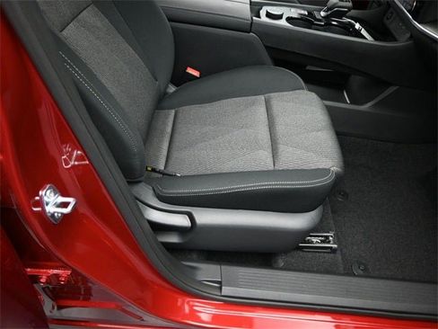 New 2026 Nissan Rogue SV image 33