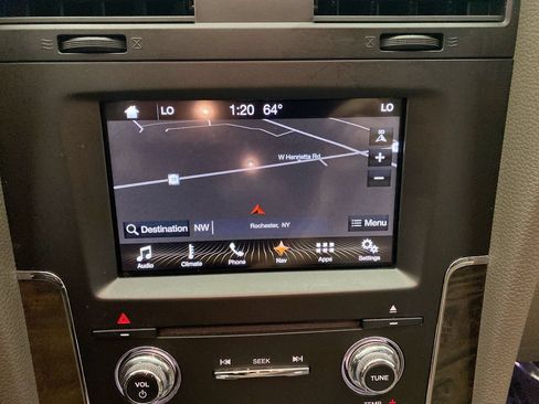 Used 2017 Lincoln Navigator Select AWD/4WD image 19