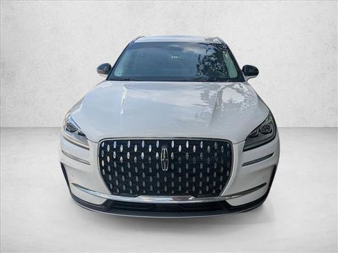 Used 2023 Lincoln Corsair Reserve w/ Equipment Group 201A image 2