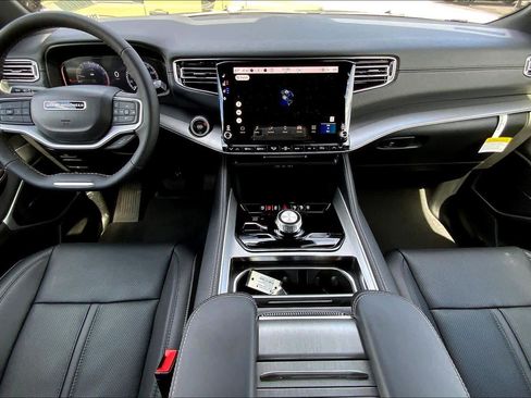 New 2026 Jeep Grand Wagoneer L 4WD image 12
