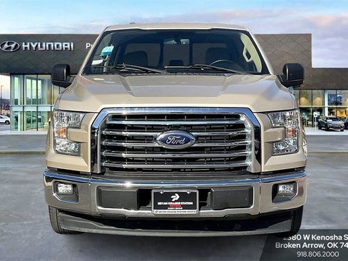 Used 2017 Ford F150 XLT w/ Equipment Group 302A Luxury image 3