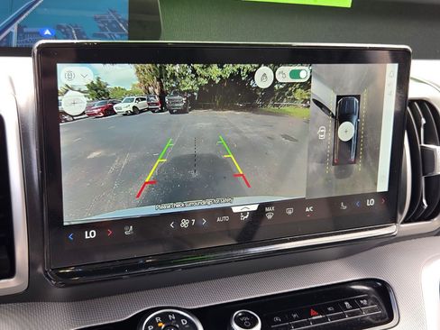 Used 2025 Ford Expedition Active RWD image 29