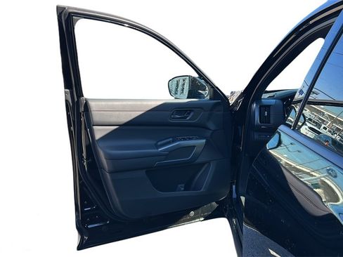 Used 2025 Nissan Pathfinder Rock Creek image 29