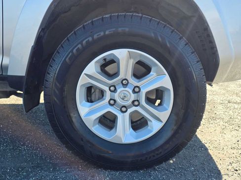 Used 2024 Toyota 4Runner SR5 AWD/4WD image 9