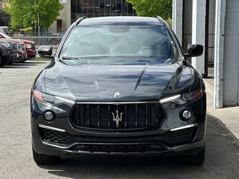 Used 2022 Maserati Levante GT image 9