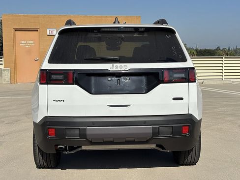 New 2026 Jeep Cherokee Overland w/ Advanced Pro Tech Group AWD/4WD image 4