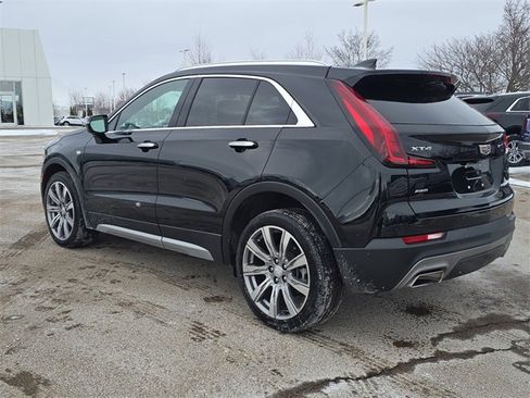Certified 2023 Cadillac XT4 Premium Luxury w/ Cold Weather Package image 4