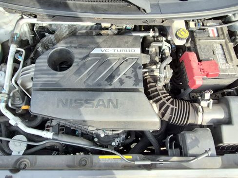 Used 2022 Nissan Rogue SV w/ SV Premium Package image 18