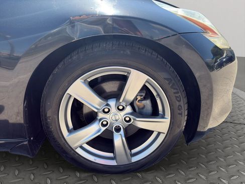 Used 2009 Nissan 370Z Touring RWD image 27
