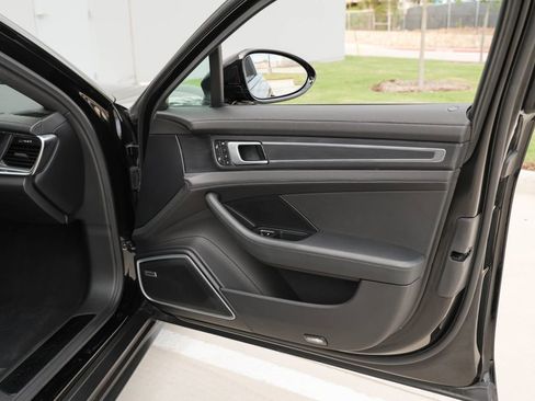 Used 2022 Porsche Panamera Platinum Edition RWD image 20
