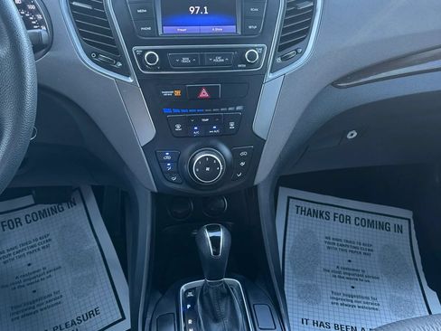 Used 2017 Hyundai Santa Fe Sport FWD image 23