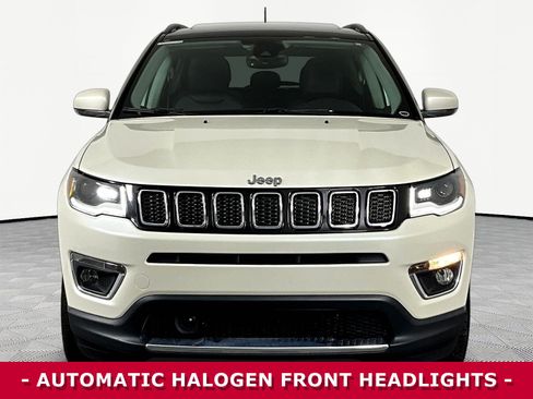 Used 2018 Jeep Compass Limited w/ Navigation Group AWD/4WD image 2
