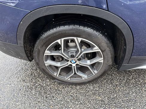 Used 2020 BMW X1 sDrive28i image 9