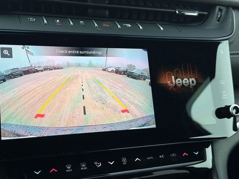 New 2026 Jeep Grand Cherokee L Limited w/ Limited Altitude Package image 20