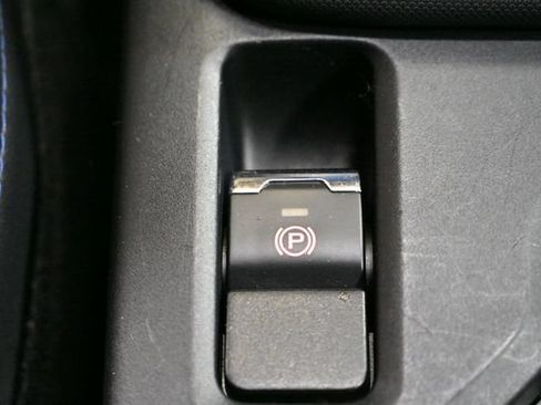 Used 2025 Subaru Forester Premium AWD/4WD image 28