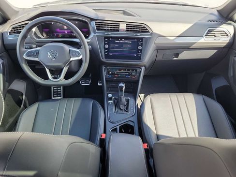 Used 2023 Volkswagen Tiguan SE R-Line image 14