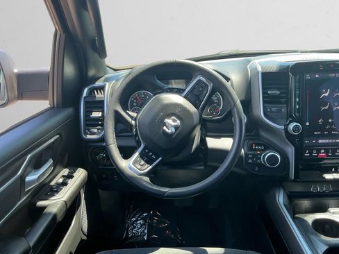 Used 2025 RAM 1500 Big Horn AWD/4WD image 12