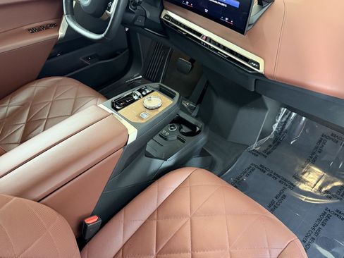 Used 2023 BMW iX M60 w/ Executive Package AWD/4WD image 32