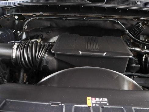Used 2022 Chevrolet Silverado 2500 LT AWD/4WD image 30
