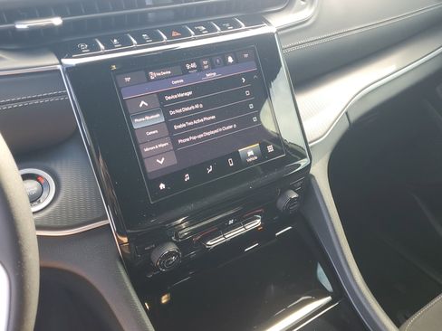 Used 2025 Jeep Grand Cherokee Laredo w/ Trailer Tow Package image 26